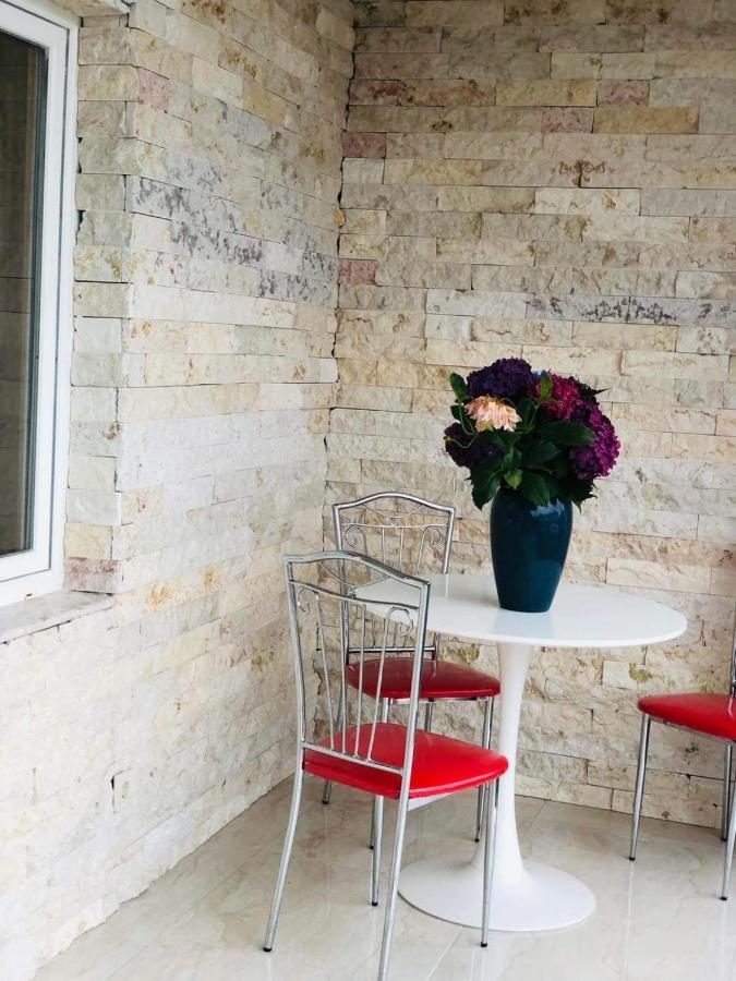 Villa Gardenia Уреки Екстериор снимка